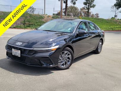 Used 2025 Hyundai Elantra Hybrid