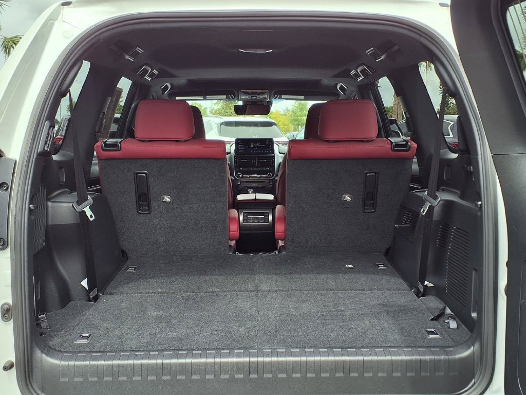 Used 2023 Lexus GX 460 Premium AWD/4WD image 22