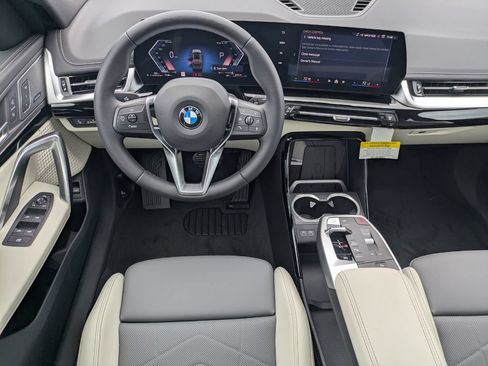 New 2026 BMW X1 xDrive28i w/ Technology Package AWD/4WD image 10
