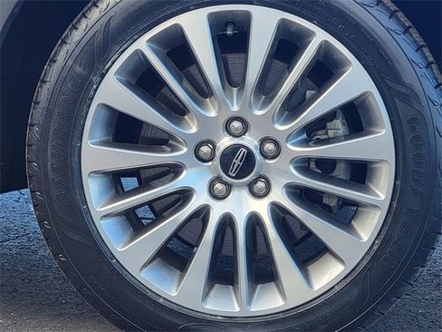 Used 2017 Lincoln MKC Reserve w/ Lincoln MKC Climate Package image 16