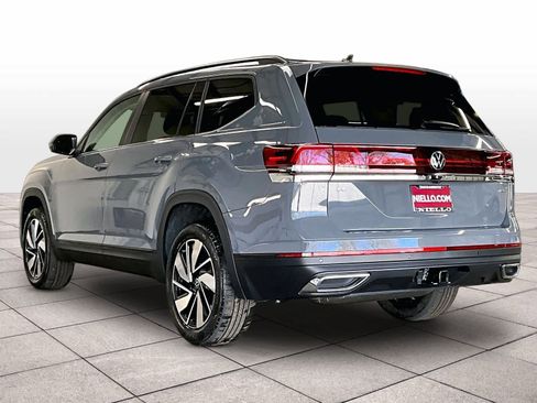 New 2026 Volkswagen Atlas SE image 3