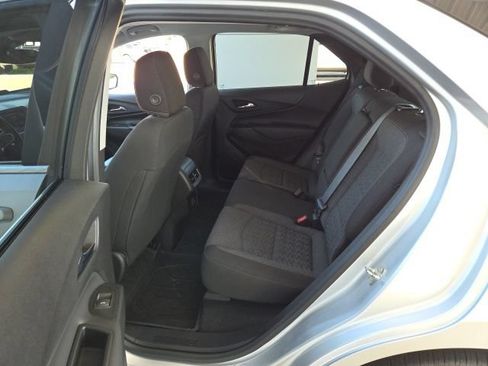 Used 2022 Chevrolet Equinox LT AWD/4WD image 21