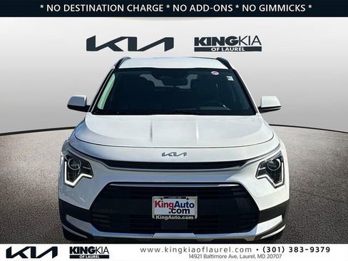 Used 2023 Kia Niro EX w/ EX Cold Weather Package image 27