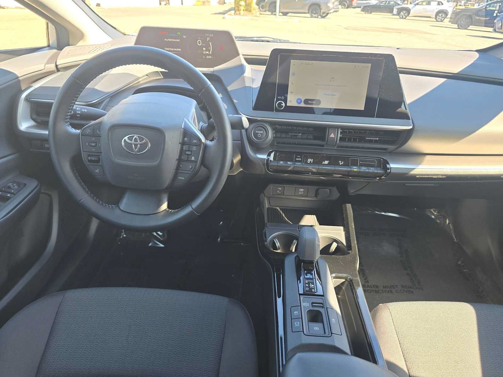 Certified 2025 Toyota Prius LE FWD image 18
