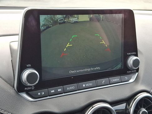 Used 2025 Nissan Sentra SV image 18