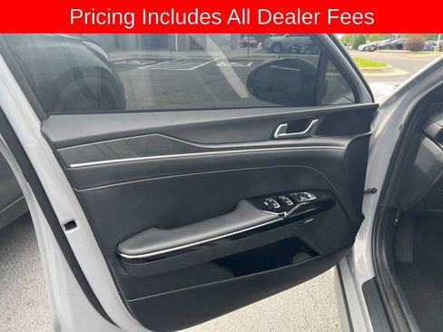 Used 2025 Kia K5 GT-Line w/ GT-Line Premium Package FWD image 4