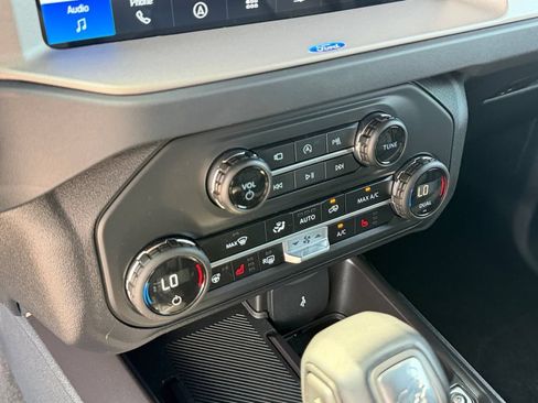 Used 2025 Ford Bronco Outer Banks AWD/4WD image 35