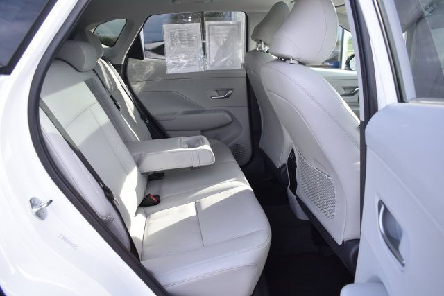 Used 2025 Hyundai Kona Limited AWD/4WD image 43