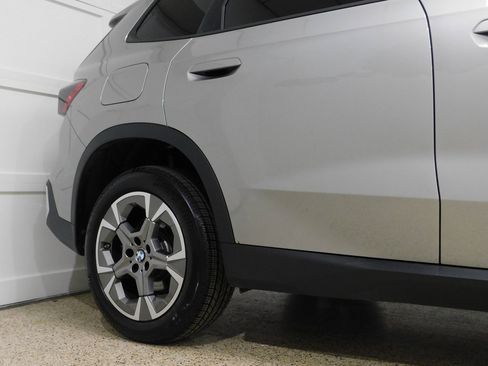 Used 2024 BMW X1 xDrive28i image 8