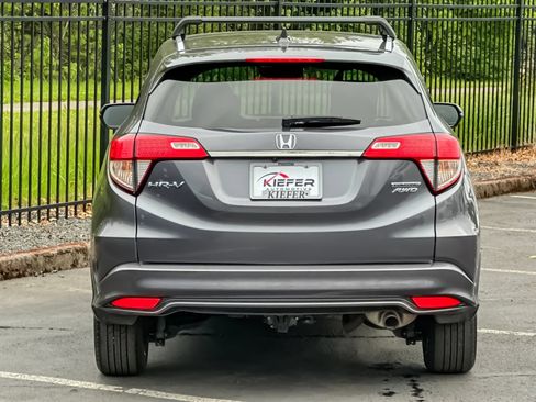 Used 2021 Honda HR-V Touring image 5