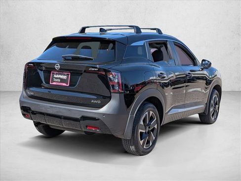 Used 2026 Nissan Kicks SV w/ SV Premium Package image 6