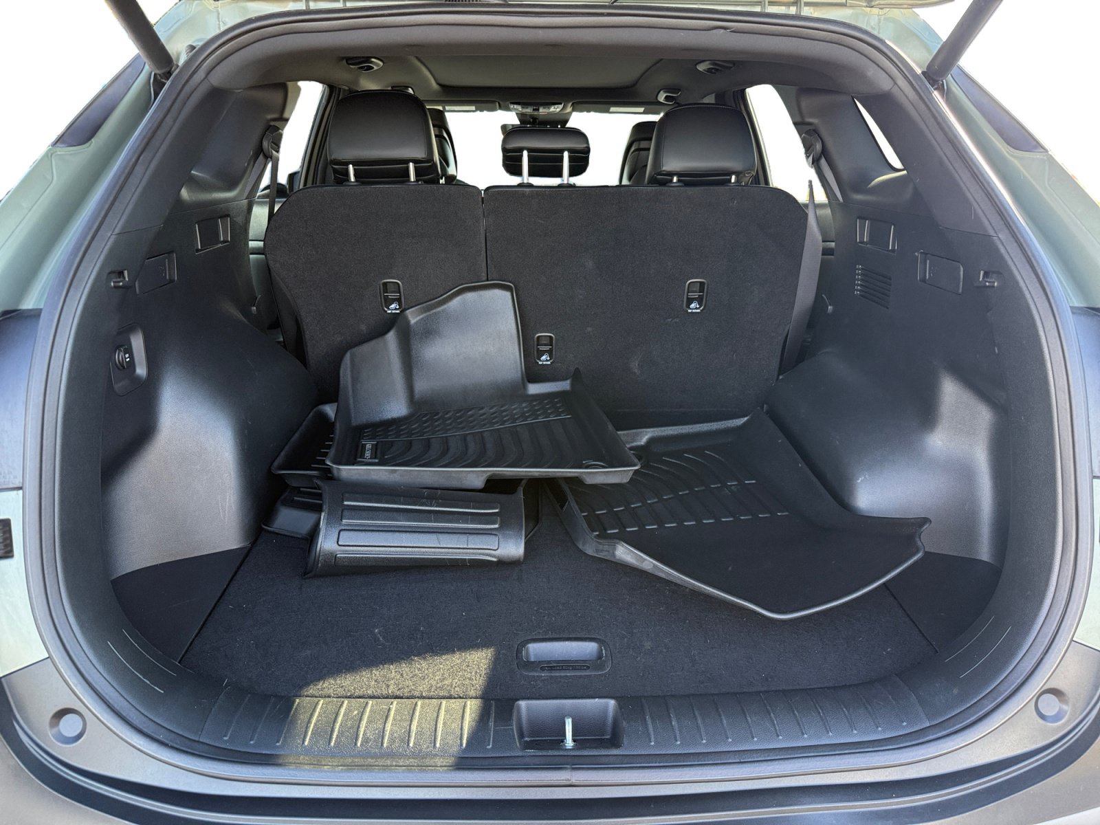 Used 2023 Kia Sportage X-Line w/ X-Line Premium Package AWD/4WD image 17