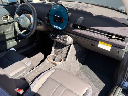 New 2026 MINI Cooper 2-Door Hardtop FWD image 25