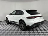 Used 2025 Porsche Macan image 3