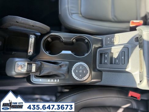 New 2025 Ford Bronco Outer Banks w/ Sasquatch Package image 19