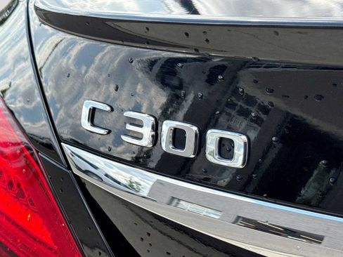 Used 2020 Mercedes-Benz C 300 4MATIC Sedan image 12