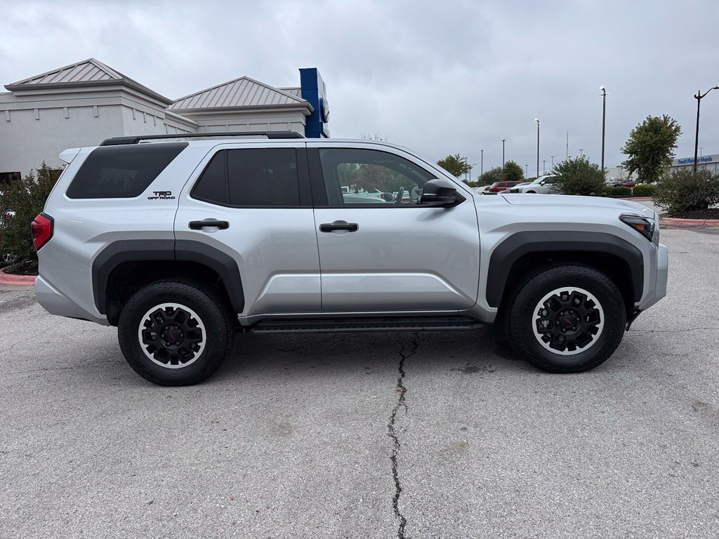 Used 2025 Toyota 4Runner TRD Off-Road AWD/4WD image 8