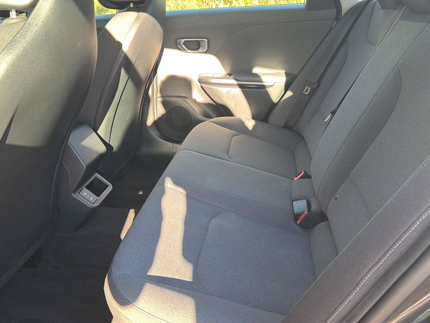 Used 2025 Kia K4 FWD image 12