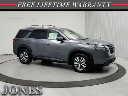 New 2025 Nissan Pathfinder SL
