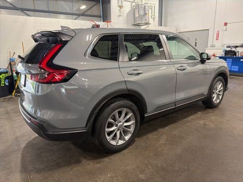 Used 2023 Honda CR-V EX-L image 5