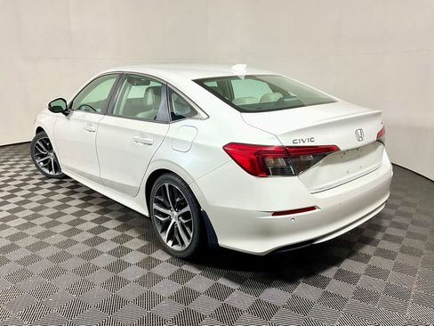 Used 2023 Honda Civic Touring image 13
