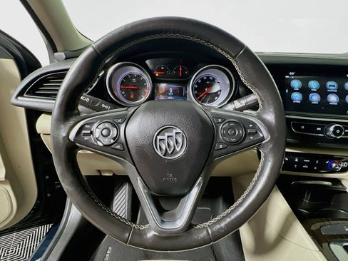 Used 2018 Buick Regal Essence w/ Driver Confidence Package #1 FWD image 17