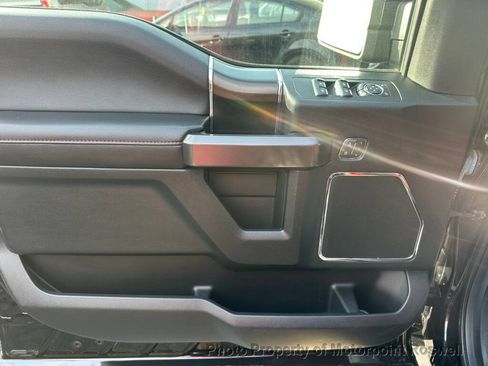 Used 2019 Ford F150 Lariat AWD/4WD image 9