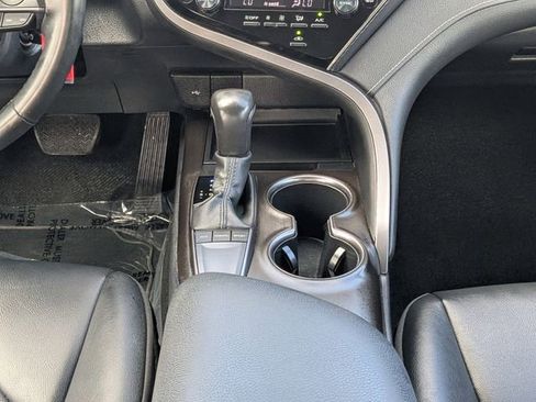 Used 2024 Toyota Camry SE FWD image 18