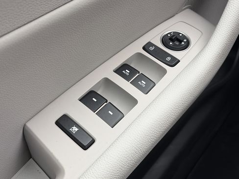 Used 2019 Hyundai Sonata SEL image 25