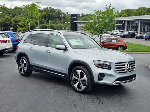 New 2026 Mercedes-Benz GLB 250 4MATIC image 1