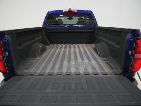 Used 2017 Chevrolet Colorado W/T RWD image 24