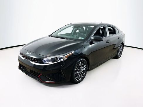 Used 2023 Kia Forte GT-Line w/ GT-Line Premium Package FWD image 3