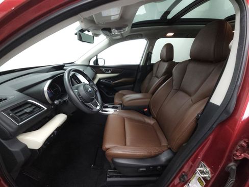 Used 2019 Subaru Ascent Touring w/ Popular Package #3 AWD/4WD image 4