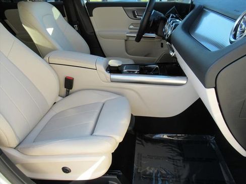 Used 2021 Mercedes-Benz GLA 250 image 9