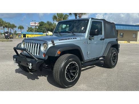 Used 2012 Jeep Wrangler Sport w/ Trailer Tow Group AWD/4WD image 2