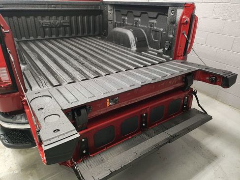 New 2026 GMC Sierra 1500 SLT AWD/4WD image 22