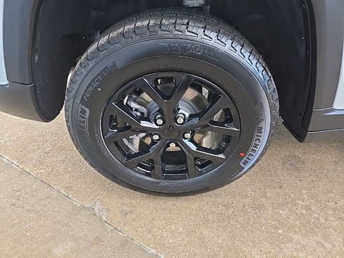 New 2026 Jeep Grand Cherokee Altitude image 23