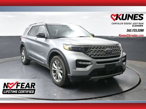 Used 2022 Ford Explorer Limited w/ Equipment Group 301A AWD/4WD image 1