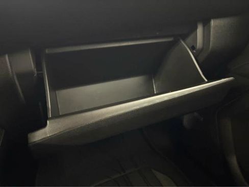 Used 2023 Chevrolet Suburban Z71 AWD/4WD image 30