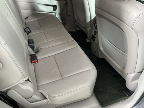 Used 2014 Honda Pilot Touring image 12