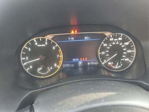 Used 2025 Nissan Altima 2.5 SV w/ SV Premium Package FWD image 6