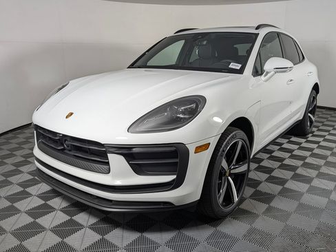New 2026 Porsche Macan AWD/4WD image 1