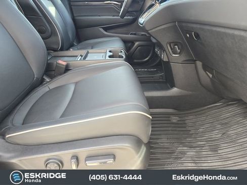 Certified 2026 Honda Odyssey Touring image 16