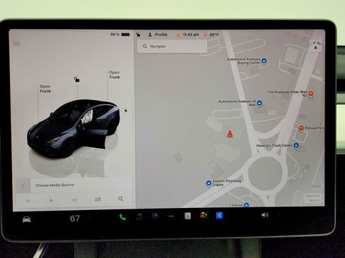 Used 2023 Tesla Model Y Long Range image 22