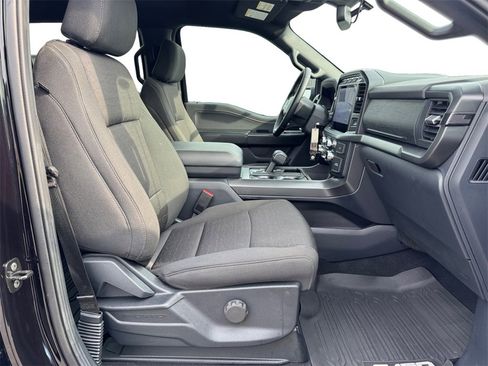 Used 2024 Ford F150 XLT w/ FX4 Off-Road Package image 15