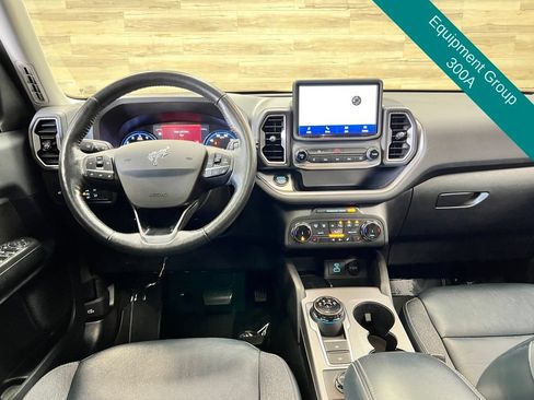 Used 2022 Ford Bronco Sport Outer Banks w/ Tech Package AWD/4WD image 2