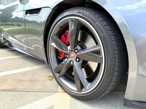 Used 2018 Jaguar F-TYPE R AWD/4WD image 20
