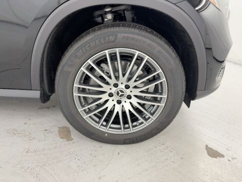 Certified 2026 Mercedes-Benz GLC 300 image 12