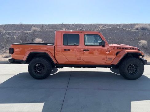 Used 2025 Jeep Gladiator Rubicon AWD/4WD image 4