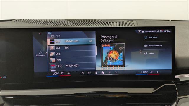Used 2025 BMW 530i w/ Premium Package RWD image 28